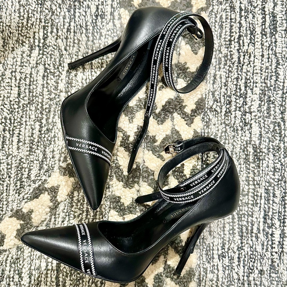 Versace pumps